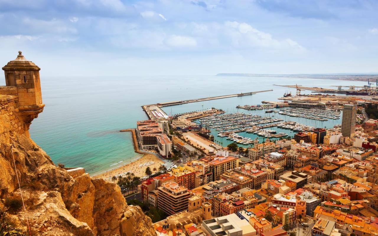 Urban Rooms Alicante Luaran gambar